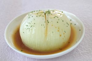 タマネギの丸ごとレンチン蒸し